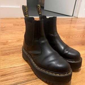 2976 SMOOTH LEATHER PLATFORM CHELSEA BOOTS